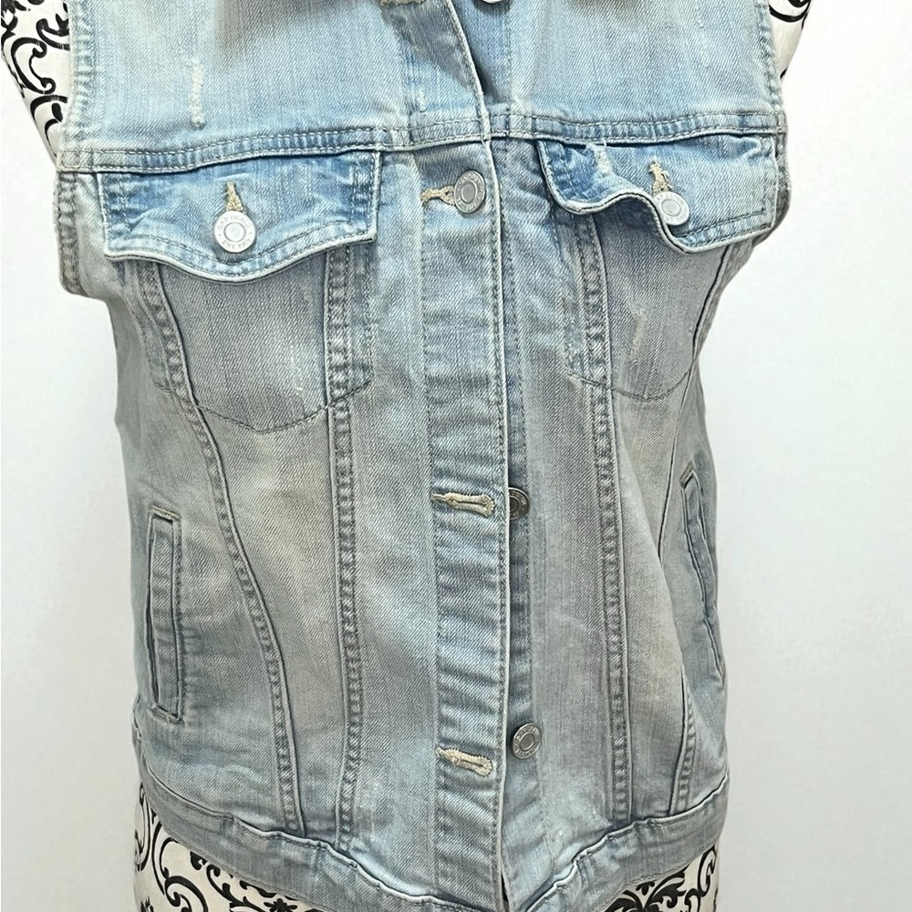 GAP Blue Jean Jacket Sleeveless Light Wash